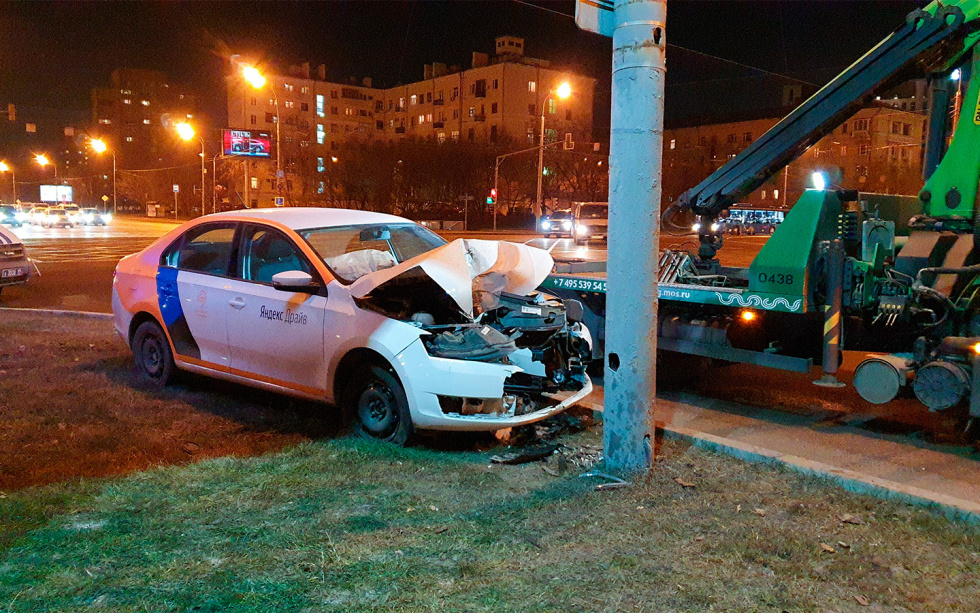 Как вести себя при ДТП на каршеринговом авто